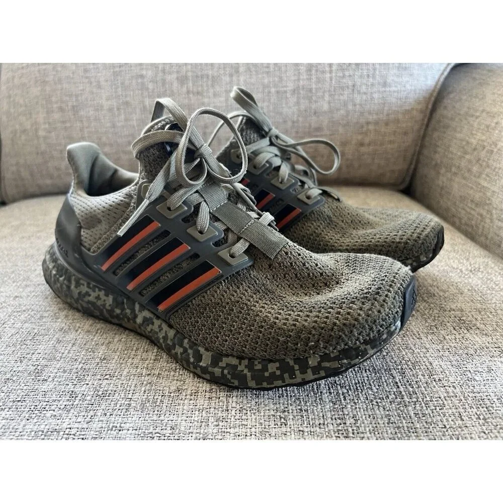 Adidas Ultra Boost DNA Digital Camo Sneakers Mens 7 Legend Earth Green H68068